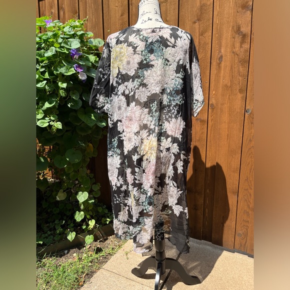 Band of Gypsies Sheer Black Floral Kimono Jacket Boho Topper Size XS/S EUC - Picture 2 of 8